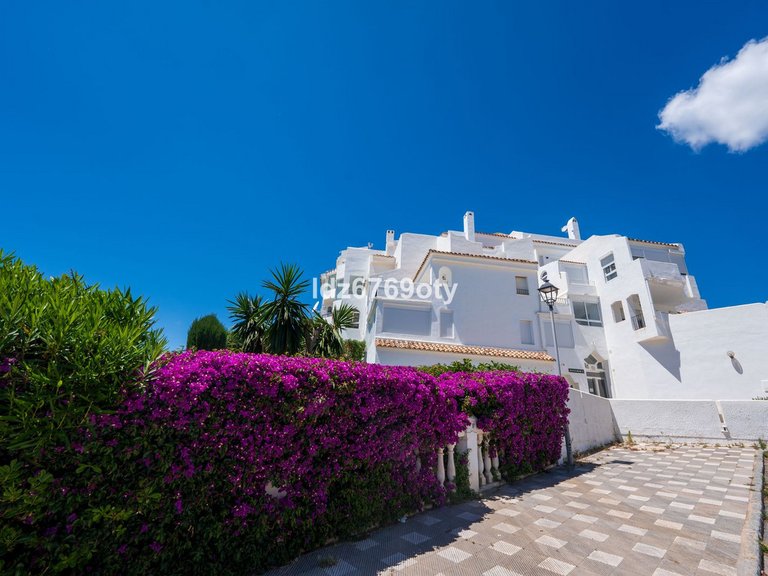 Apartment for Sale in Torremuelle, Malaga 49