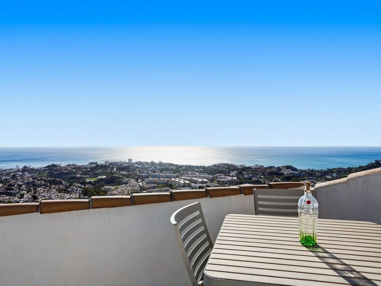 Apartment for Sale in Benalmadena, Malaga 8