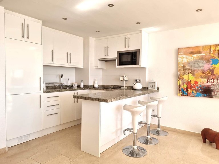 Apartment for Sale in Calahonda, Malaga 3