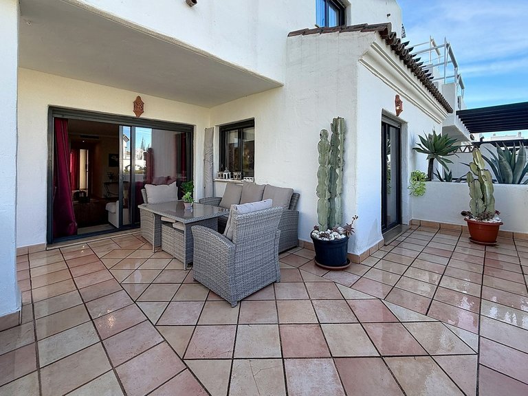 Apartment for Sale in Selwo, Malaga 11