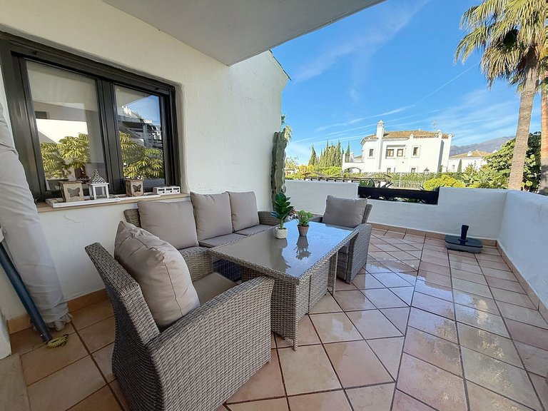 Apartment for Sale in Selwo, Malaga 12