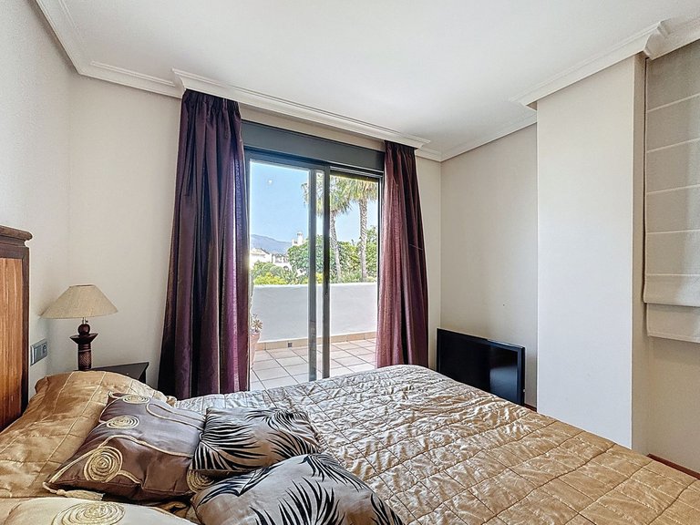 Apartment for Sale in Selwo, Malaga 26