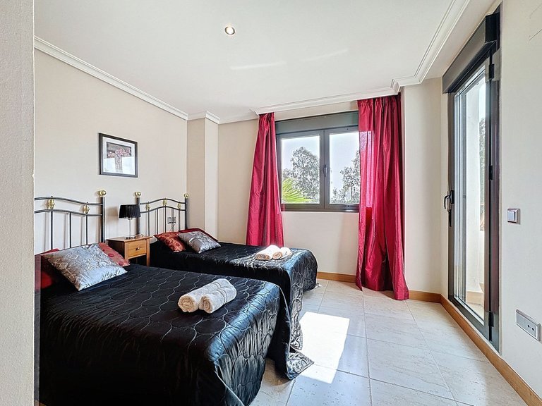 Apartment for Sale in Selwo, Malaga 35