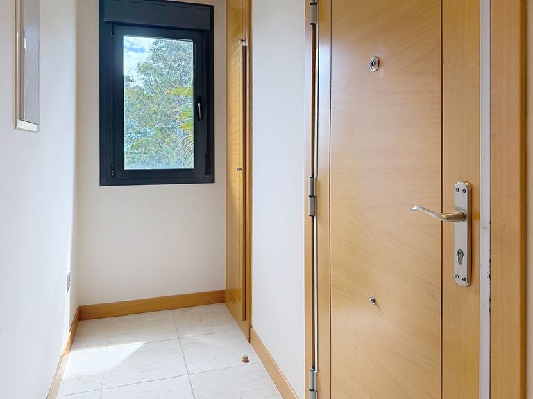 Apartment for Sale in Selwo, Malaga 4