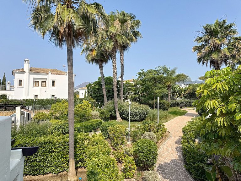 Apartment for Sale in Selwo, Malaga 44