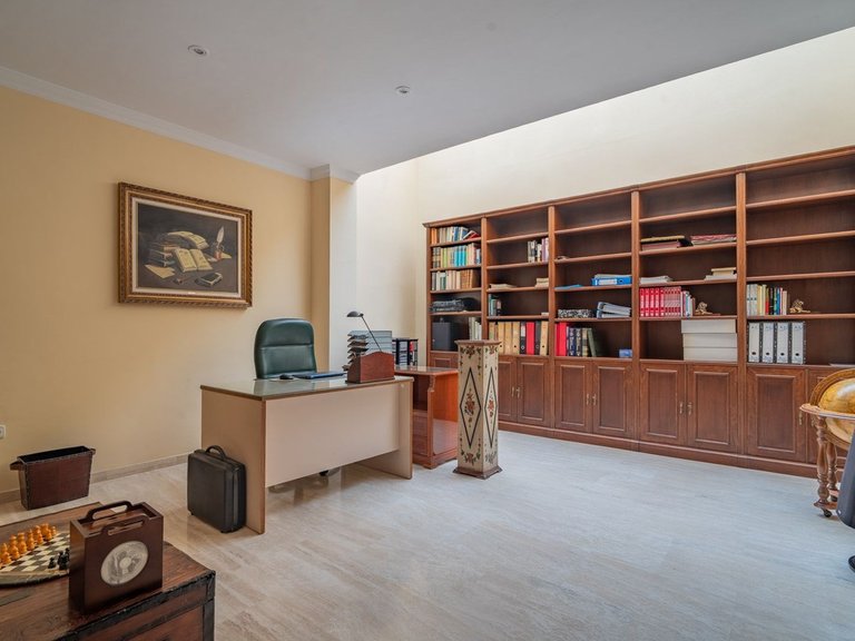 Villa for Sale in Pinares De San Antón, Malaga 31