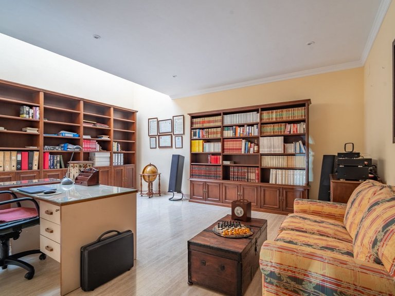 Villa for Sale in Pinares De San Antón, Malaga 32