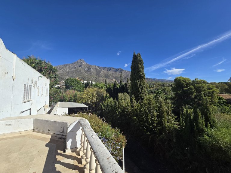 Villa for Sale in Marbella, Malaga 11