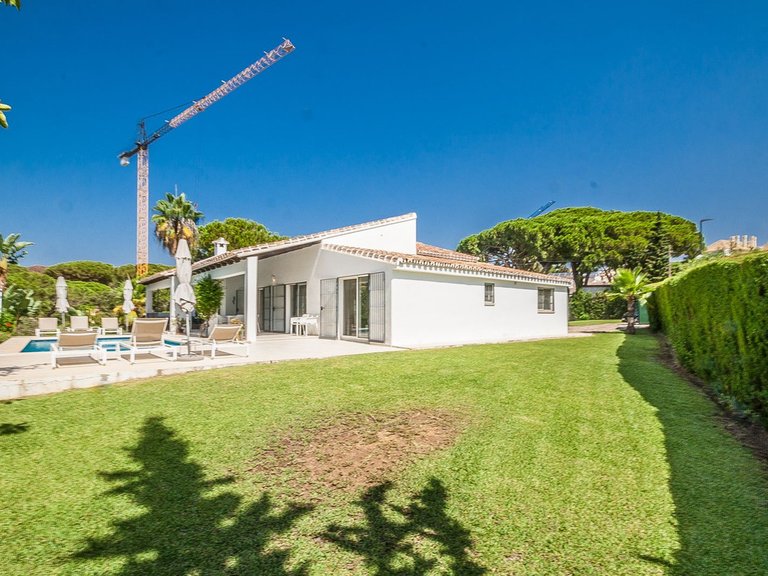 Villa for Sale in Elviria, Malaga 22