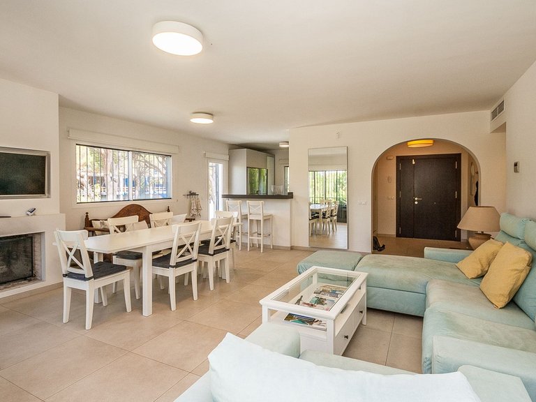 Villa for Sale in Elviria, Malaga 4