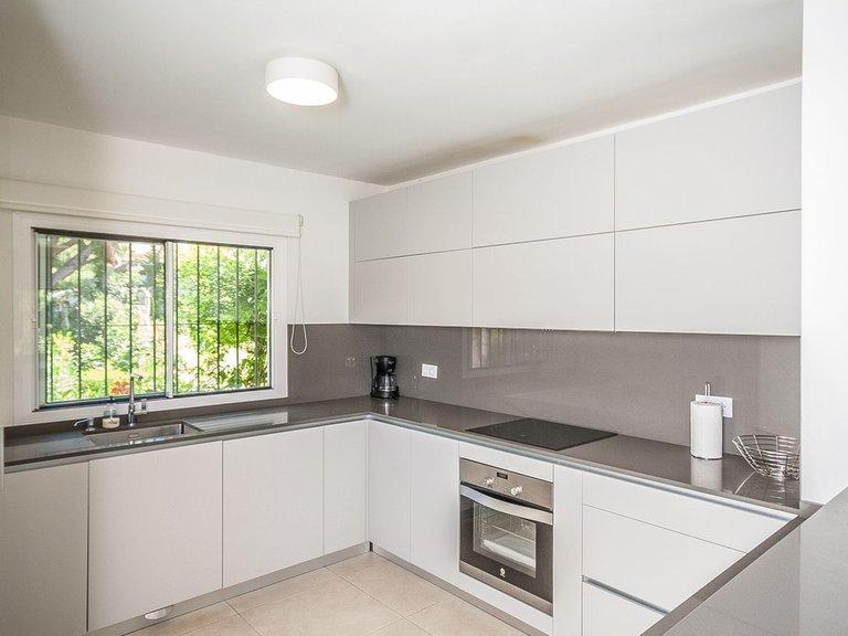 Villa for Sale in Elviria, Malaga 5