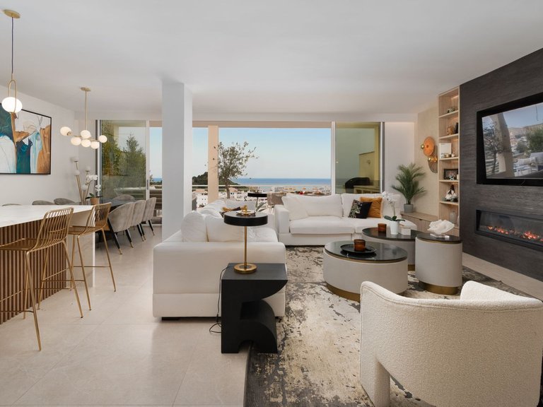 Apartment for Sale in Benalmadena, Malaga 1