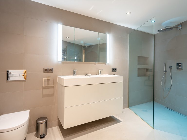Villa for Sale in Benahavís, Malaga 41