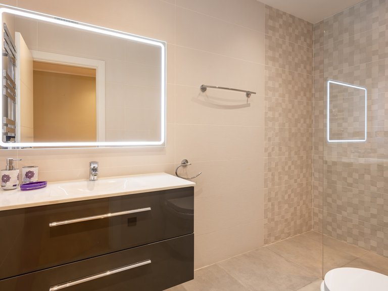 Villa for Sale in Benahavís, Malaga 54