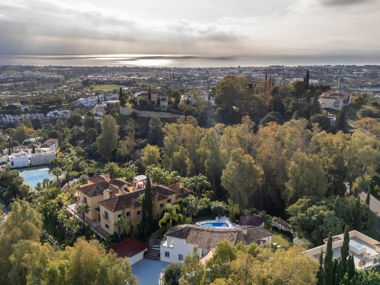 Villa for Sale in Benahavís, Malaga 58