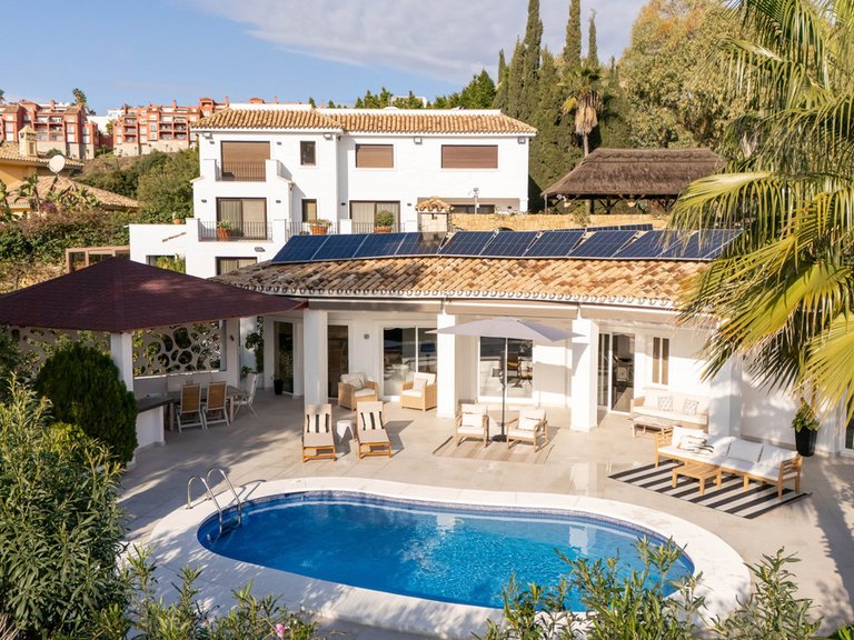 Villa for Sale in Benahavís, Malaga 59