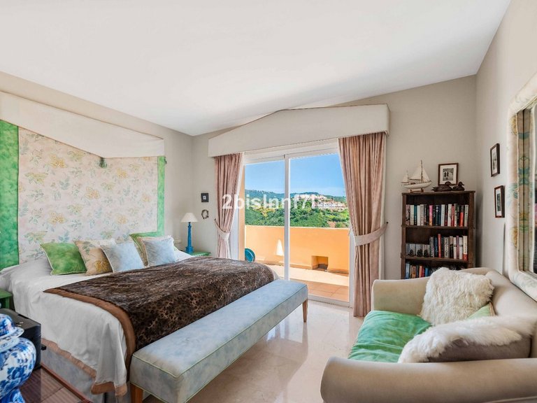 Apartment for Sale in Elviria, Malaga 18