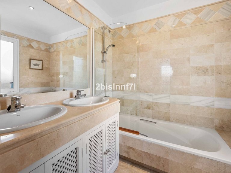Apartment for Sale in Elviria, Malaga 21
