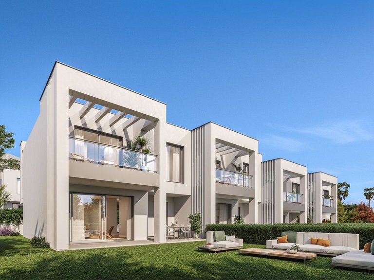Villa for Sale in Elviria, Malaga 1