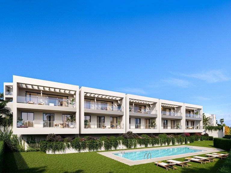 Villa for Sale in Elviria, Malaga 3