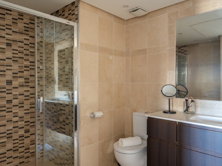 Apartment for Sale in Benalmadena, Malaga 10