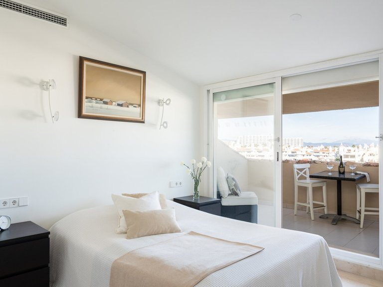 Apartment for Sale in Benalmadena, Malaga 15