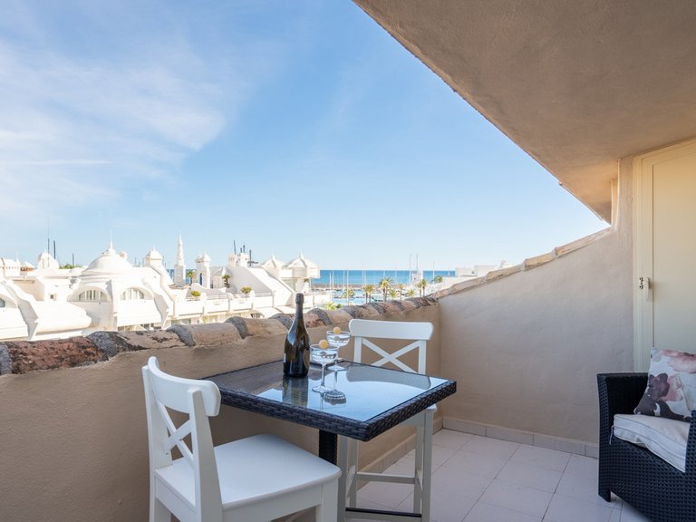 Apartment for Sale in Benalmadena, Malaga 17