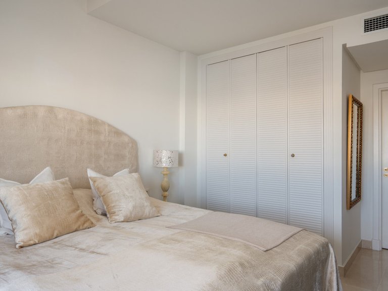 Apartment for Sale in Benalmadena, Malaga 9