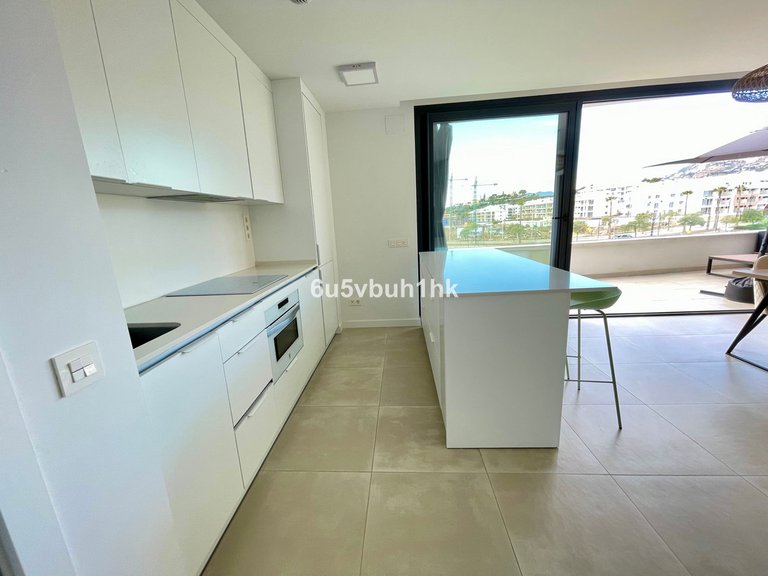 Apartment for Sale in Fuengirola, Malaga 14