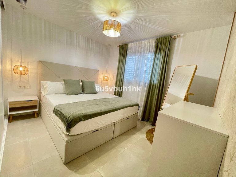 Apartment for Sale in Fuengirola, Malaga 18