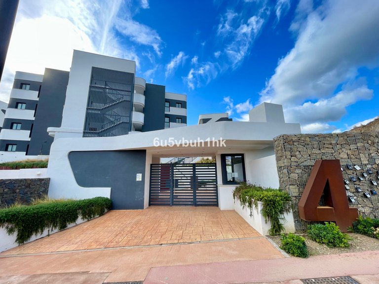 Apartment for Sale in Fuengirola, Malaga 24