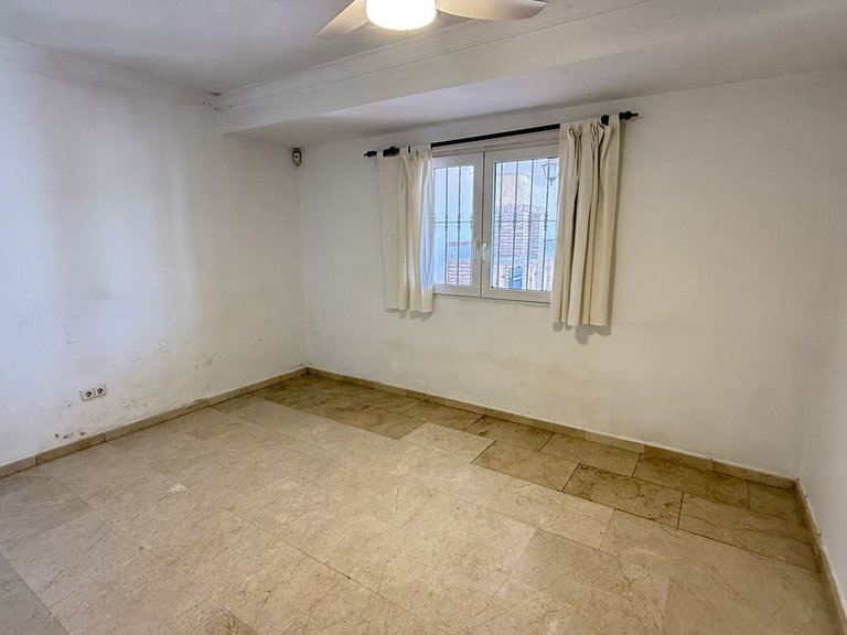 Villa for Sale in Alhaurín El Grande, Malaga 12
