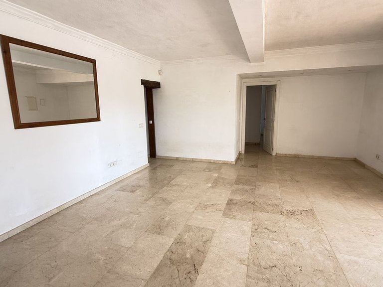 Villa for Sale in Alhaurín El Grande, Malaga 6