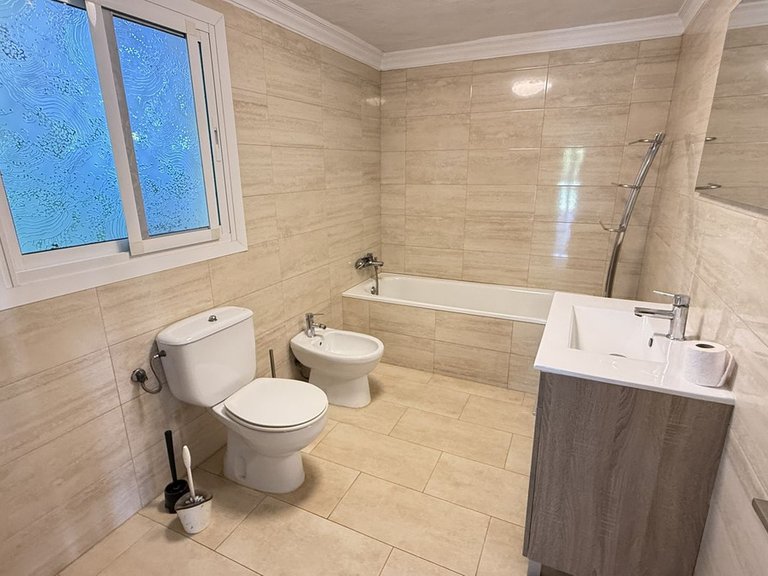 Villa for Sale in Alhaurín El Grande, Malaga 7
