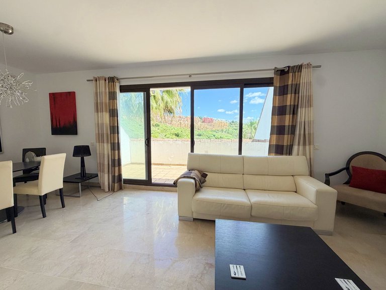 Apartment for Sale in La Duquesa, Malaga 10
