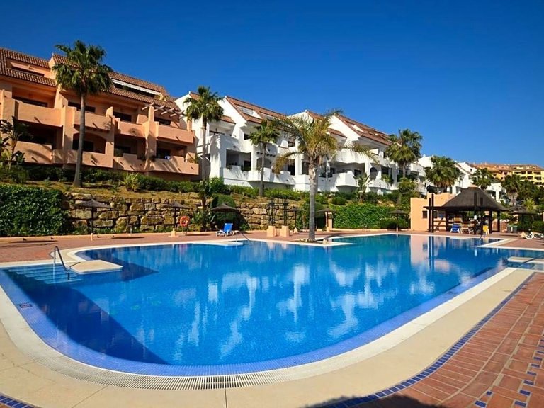 Apartment for Sale in La Duquesa, Malaga 2