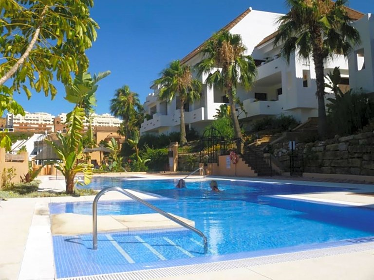 Apartment for Sale in La Duquesa, Malaga 32
