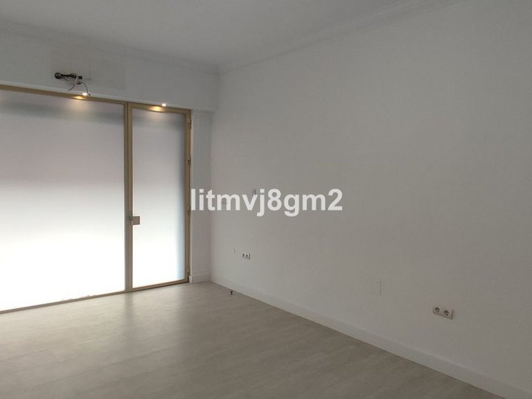 Commercial for Sale in Calahonda, Malaga 2