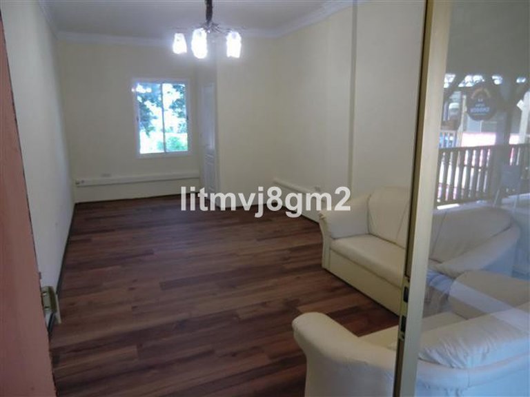 Commercial for Sale in Calahonda, Malaga 9