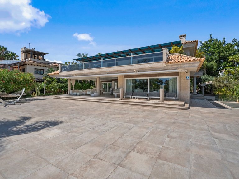 Villa for Sale in Bahía De Marbella, Malaga 10