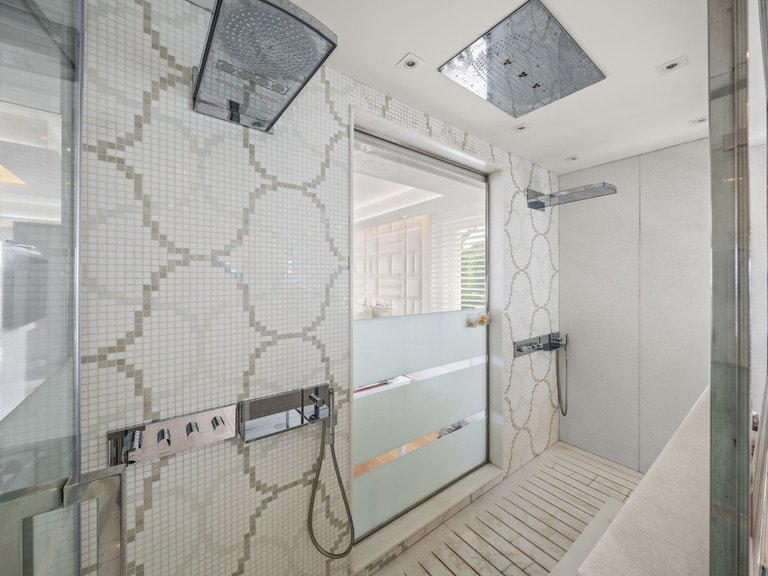 Villa for Sale in Bahía De Marbella, Malaga 14