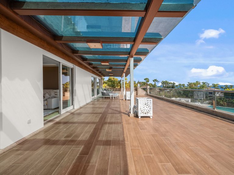 Villa for Sale in Bahía De Marbella, Malaga 6