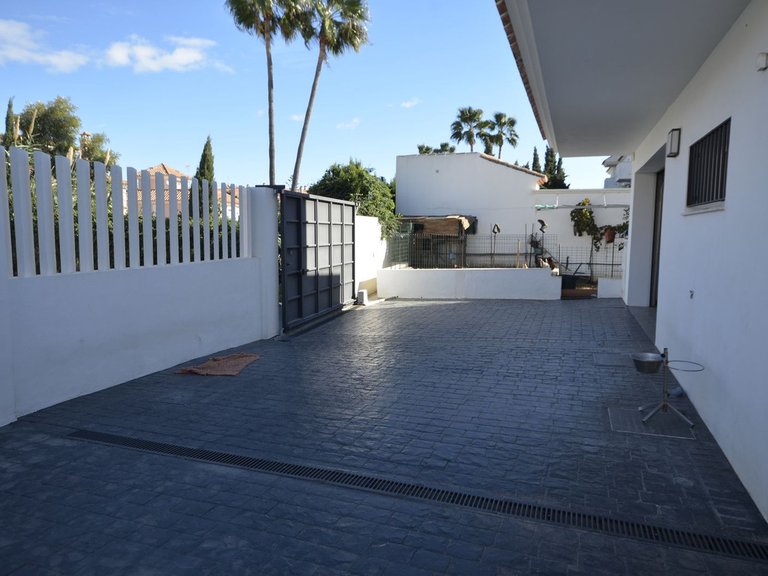 Villa for Sale in Manilva, Malaga 28