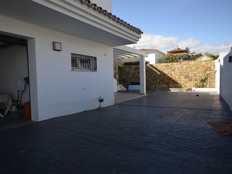 Villa for Sale in Manilva, Malaga 31
