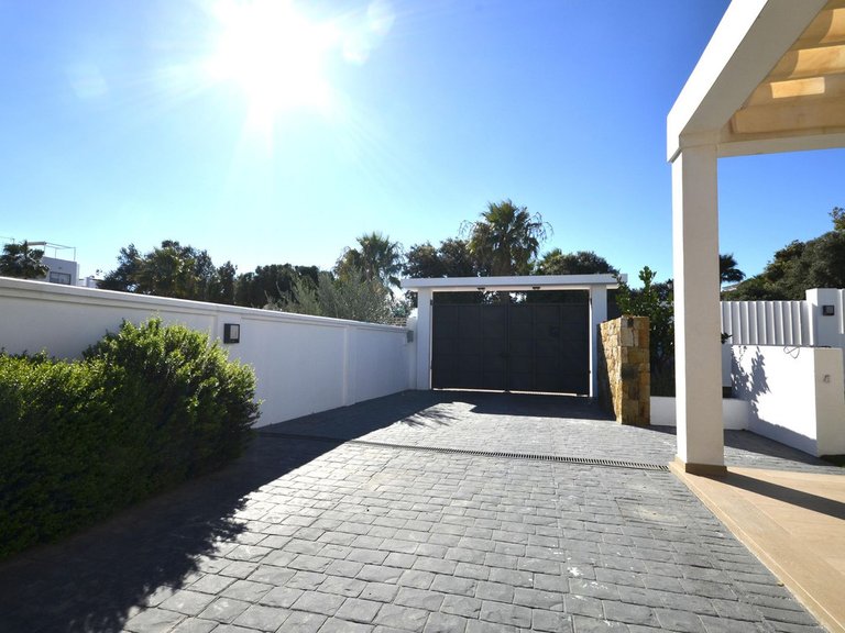 Villa for Sale in Manilva, Malaga 7