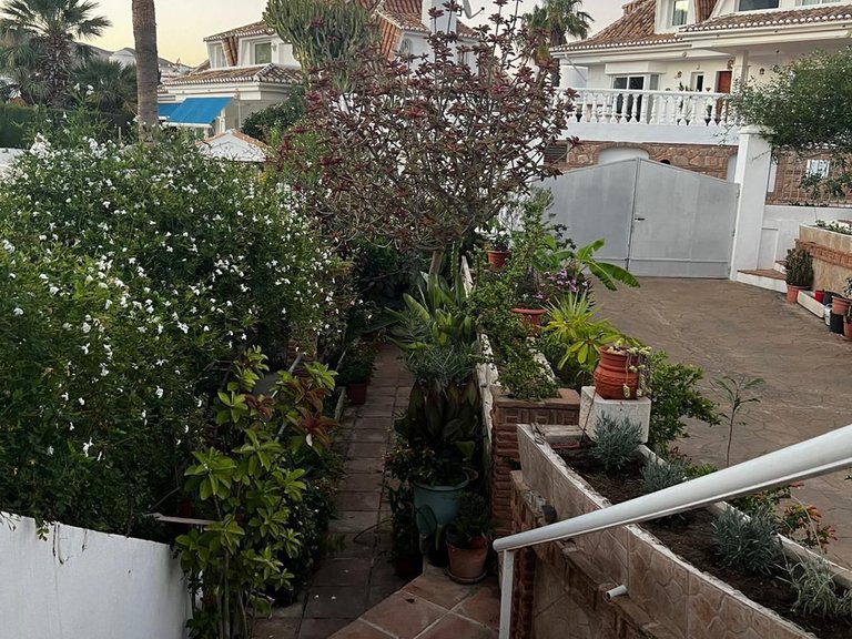 Villa for Sale in Torrequebrada, Malaga 20