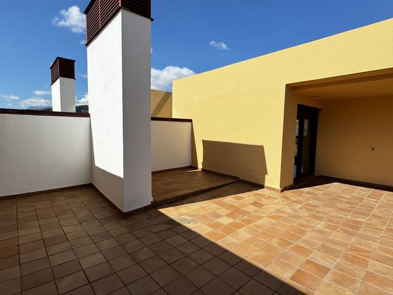Apartment for Sale in Benahavís, Malaga 12