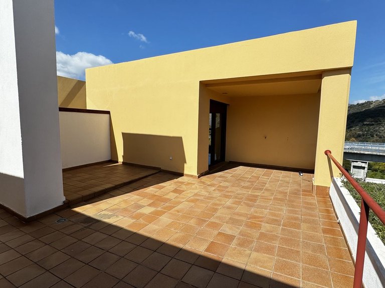 Apartment for Sale in Benahavís, Malaga 15