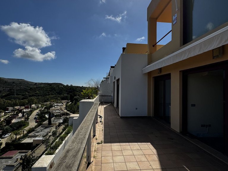 Apartment for Sale in Benahavís, Malaga 33