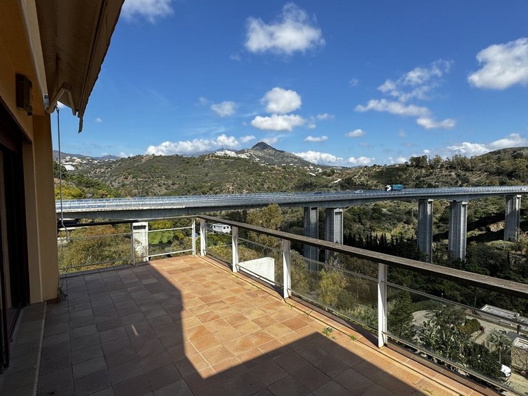 Apartment for Sale in Benahavís, Malaga 36